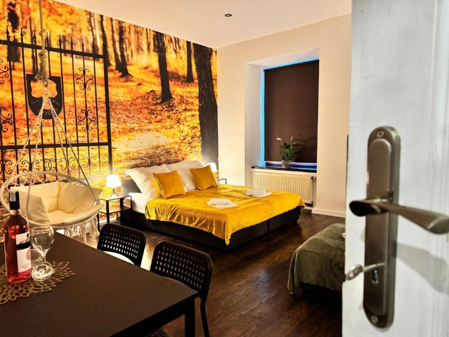 Pokoje z widokiem na wieżę-3